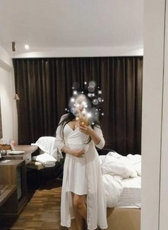 Cam With Real Availability - puta in Bangalore Photo 2 of 5