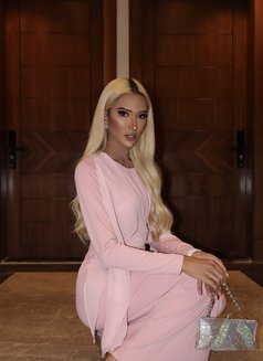 Camellia Harrington - Transsexual escort in Jeddah Photo 8 of 11