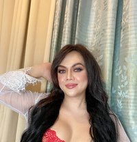 CAMERA SHOW/SELLING VIDEOS LADYBOY ELLA - Transsexual escort in Jeddah