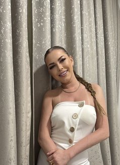 Cameron - escort in Dubai Photo 1 of 14