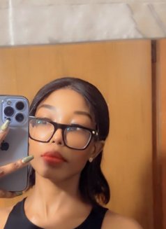 Camila - escort in Noida Photo 1 of 6