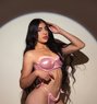 Camila - puta in Dubai Photo 1 of 11