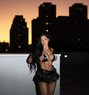 Camila - puta in Dubai Photo 1 of 6
