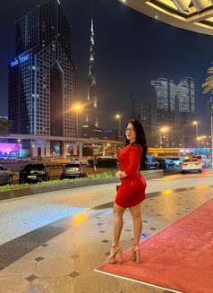 Camila - escort in Dubai Photo 3 of 6