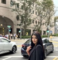 Camila - escort in Manila
