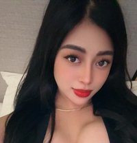 Ashley - escort in Singapore
