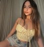 Camila - puta in Al Manama Photo 1 of 4