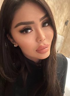 Camila Few Days in DUBAI - 1 Hour 1.500 - puta in Dubai Photo 10 of 11