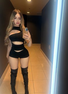 Camila Jane - escort in Muscat Photo 2 of 11