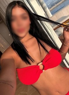 Camila - Portugal - companion in Dubai Photo 1 of 21