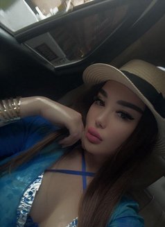 Camila - escort in Muscat Photo 4 of 7