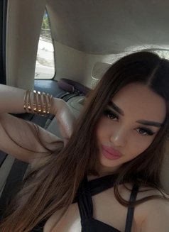 Camila - escort in Muscat Photo 5 of 7