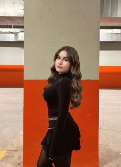 Camila - escort in Hong Kong Photo 6 of 7