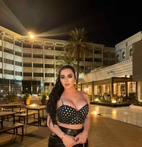 CAMILIA TS both Abudhabi - Transsexual escort in Abu Dhabi Photo 18 of 19