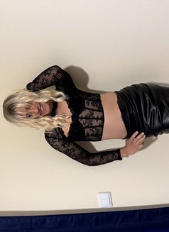Camilla C - Transsexual escort in Funchal, Madeira Photo 11 of 11