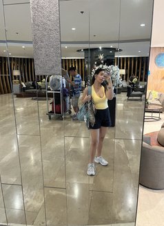 Camilla - escort in Makati City Photo 9 of 9