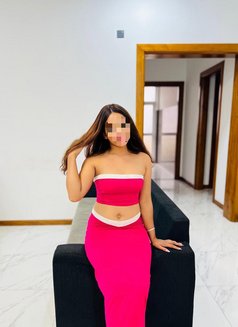 Camilla - puta in Colombo Photo 1 of 3