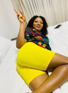 Camilla - escort in Accra Photo 3 of 4