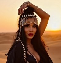 Camilla TOP 🇷🇺 FIRST TIME - Transsexual escort in Dubai