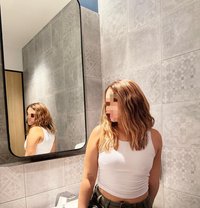Camillah - escort in Colombo