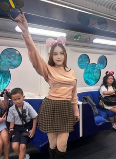 Camille - puta in Taipei Photo 2 of 7