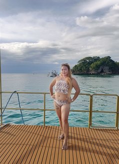 Camille - escort in Boracay Photo 2 of 6