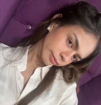 “Camshow Baby Girl” - escort in Manila