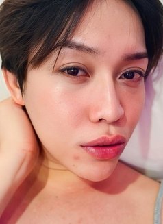 CAMSHOW - Transsexual escort in Kuwait Photo 6 of 6