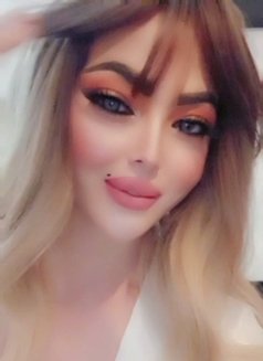 هيفاء Camshow & My Sex Videos - Transsexual escort in Kuwait Photo 18 of 26