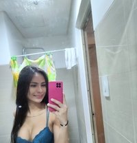 Camshow only - Transsexual escort in Singapore