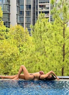 #Camshow#SellingHotVideosContent - Acompañantes transexual in Bangkok Photo 12 of 22