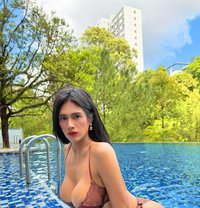#Camshow#SellingHotVideosContent - Acompañantes transexual in Bangkok Photo 13 of 22