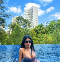 #Camshow#SellingHotVideosContent - Acompañantes transexual in Bangkok Photo 18 of 22