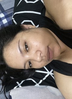 camshow service - puta in Abu Dhabi Photo 10 of 11