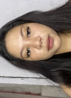camshow service - puta in Abu Dhabi Photo 11 of 11
