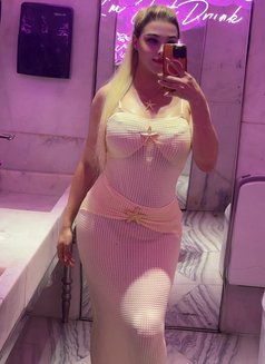 هيفاء عربيةCAMSHOW&SEX VIDEOS - Transsexual escort in Riyadh Photo 1 of 30