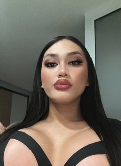 CAMSHOW sexvids tease and denial assplay - Acompañantes transexual in Bangkok Photo 30 of 30