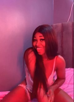 Camzy - masseuse in Abuja Photo 3 of 3