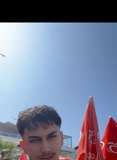 Can.istanbul34 - Male escort in İstanbul Photo 2 of 4