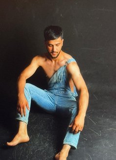 Can - Acompañantes masculino in İstanbul Photo 4 of 4