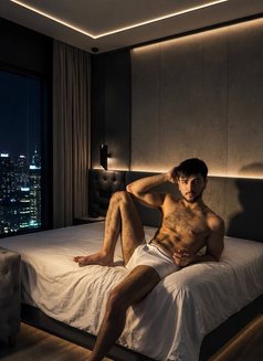 Can Xxl - Male escort in İstanbul Photo 5 of 8