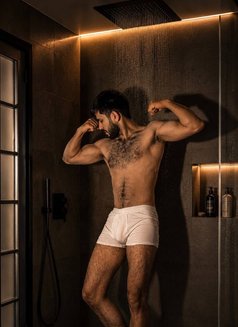 Can Xxl - Male escort in İstanbul Photo 6 of 8