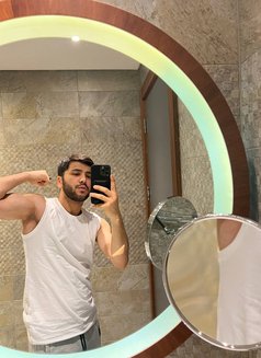 Can XXL Top🇹🇷🇹🇷 - Male escort in İstanbul Photo 2 of 13