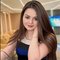 Canada Girl Maya Khanna - puta in Mumbai Photo 3 of 4