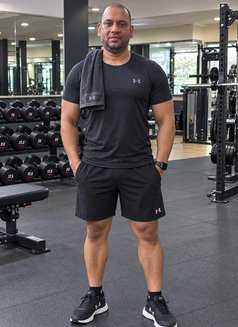 Canadian Bangladeshi - Male escort in Dhaka Photo 7 of 11