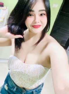 Canddy Cuty - puta in Phuket Photo 9 of 10