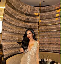 Candi professional massage,back to riyad - Transsexual escort in Riyadh