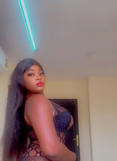 Candi Tamson - escort in Muscat Photo 2 of 5