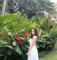 Candice - Transsexual escort in New Delhi