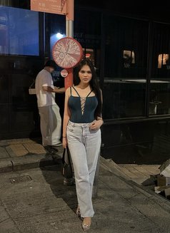 PORNSTAR SERVICE - puta in Kuala Lumpur Photo 7 of 18